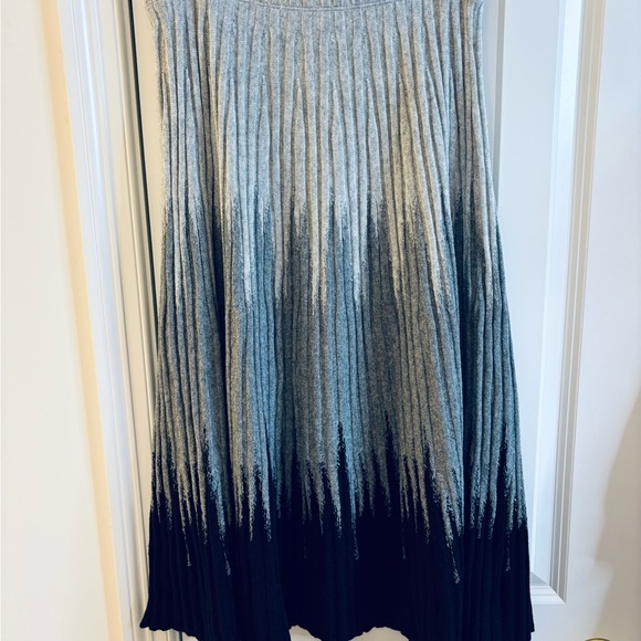 G.LU Italia Skirt Ombre Pleated Midi Gray Black lined wool cashmere medium NWT - Picture 4 of 5